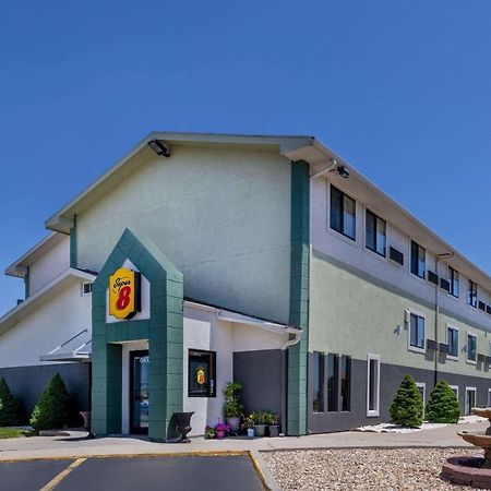 Super 8 By Wyndham Kansas City At Barry Road/Airport Kültér fotó