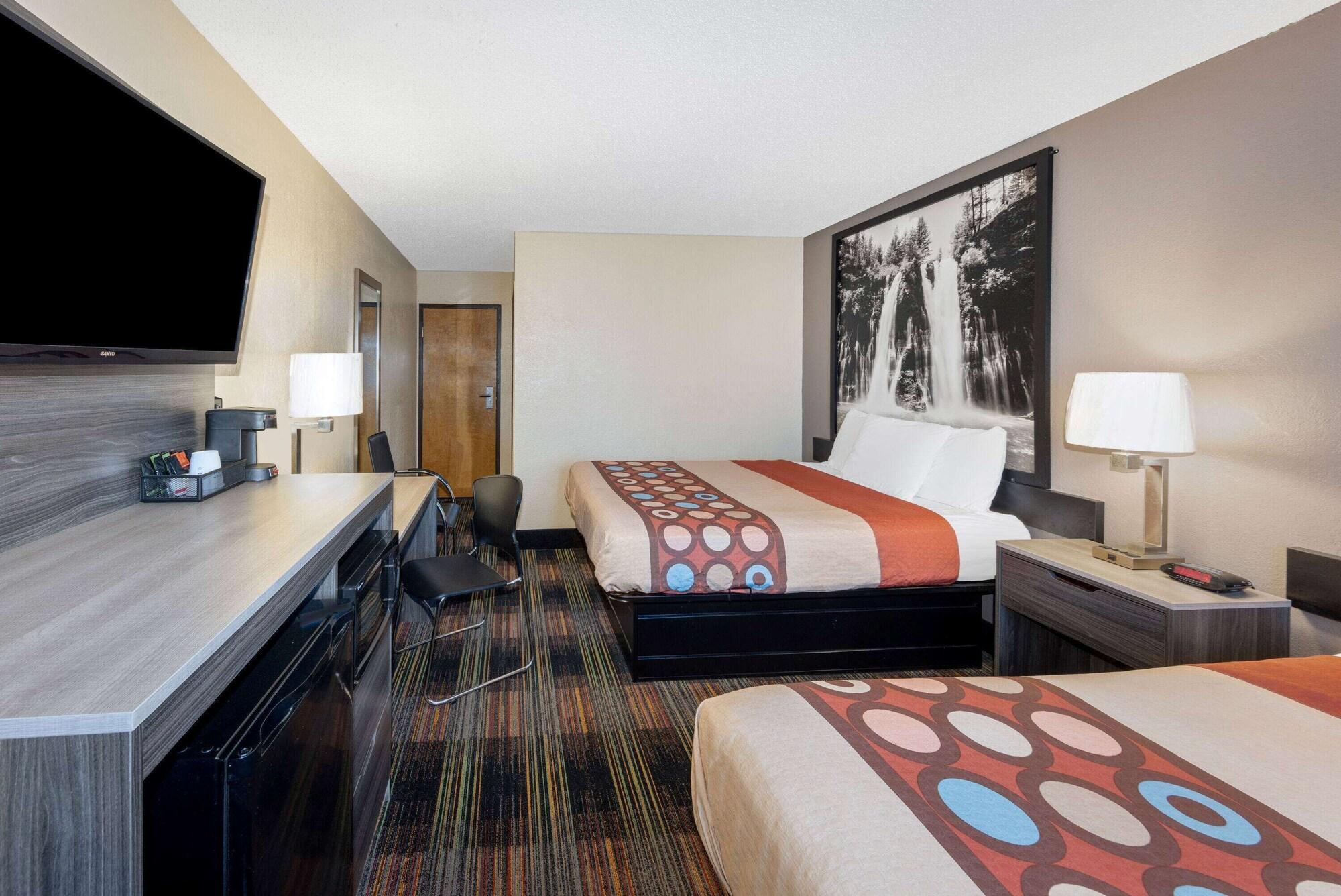 Super 8 By Wyndham Kansas City At Barry Road/Airport Kültér fotó