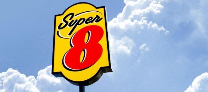 Super 8 By Wyndham Kansas City At Barry Road/Airport Kültér fotó